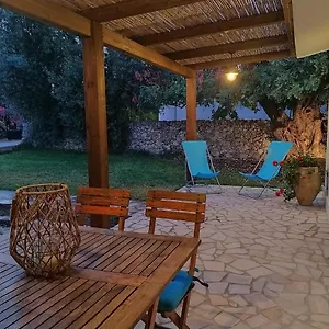 Casotto Il Carrubo, A 100 Mt Dal Mare! Ferienhaus Avola